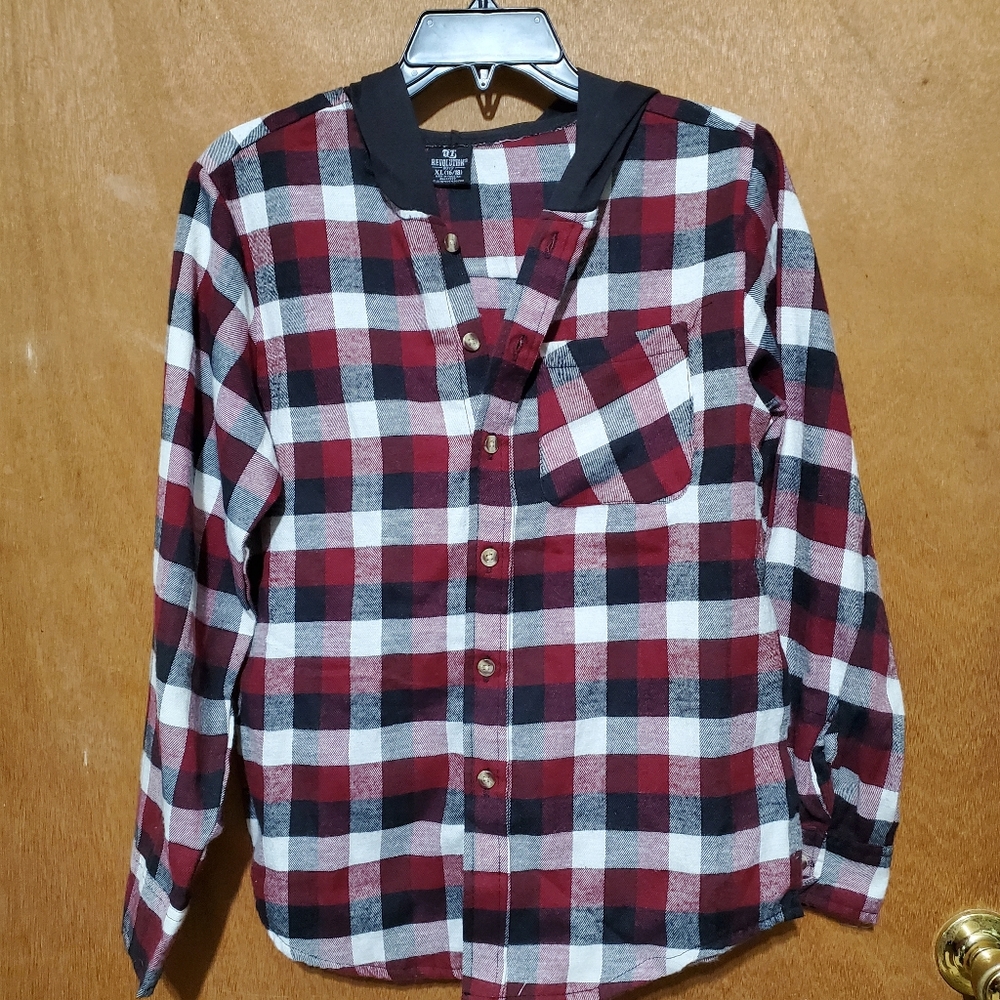 Revolution  Boys XL 16/18 Plaid Hoodie